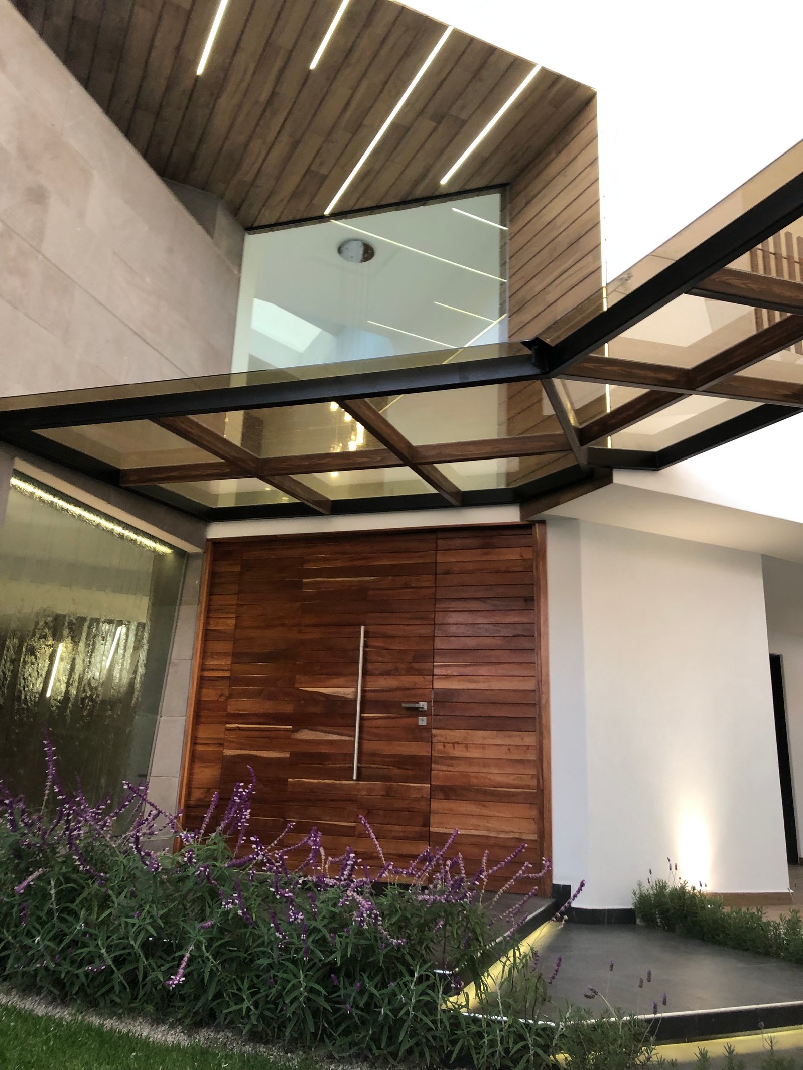 Obra residencial diseñada por el arquitecto Rafael Corro López